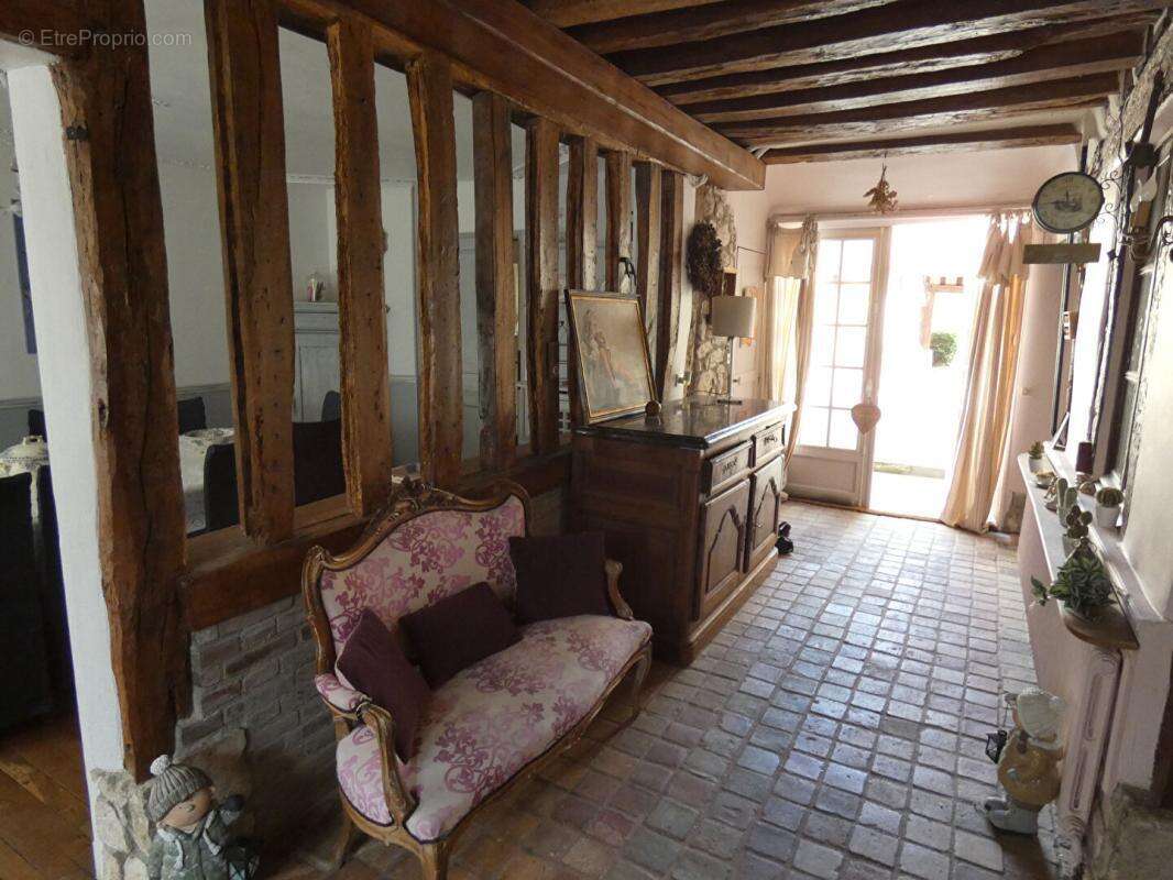 Maison à IVRY-LA-BATAILLE