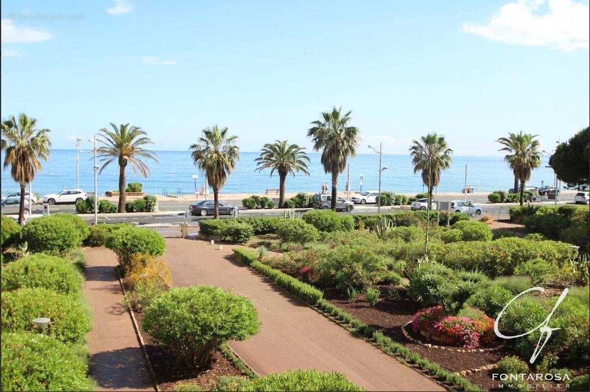 Appartement à FREJUS