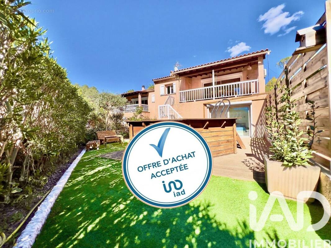 Photo 1 - Maison à FREJUS