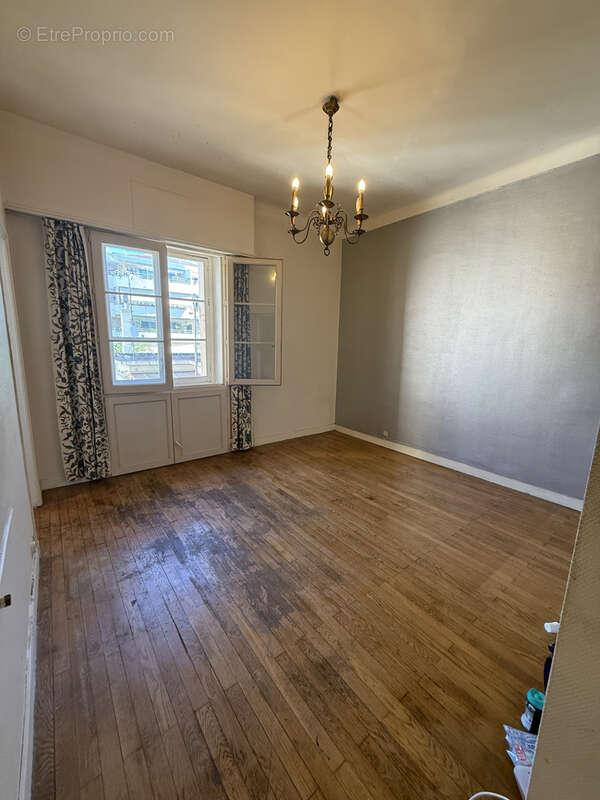 A vendre appartement 2 pieces cannes centre - photo 3
