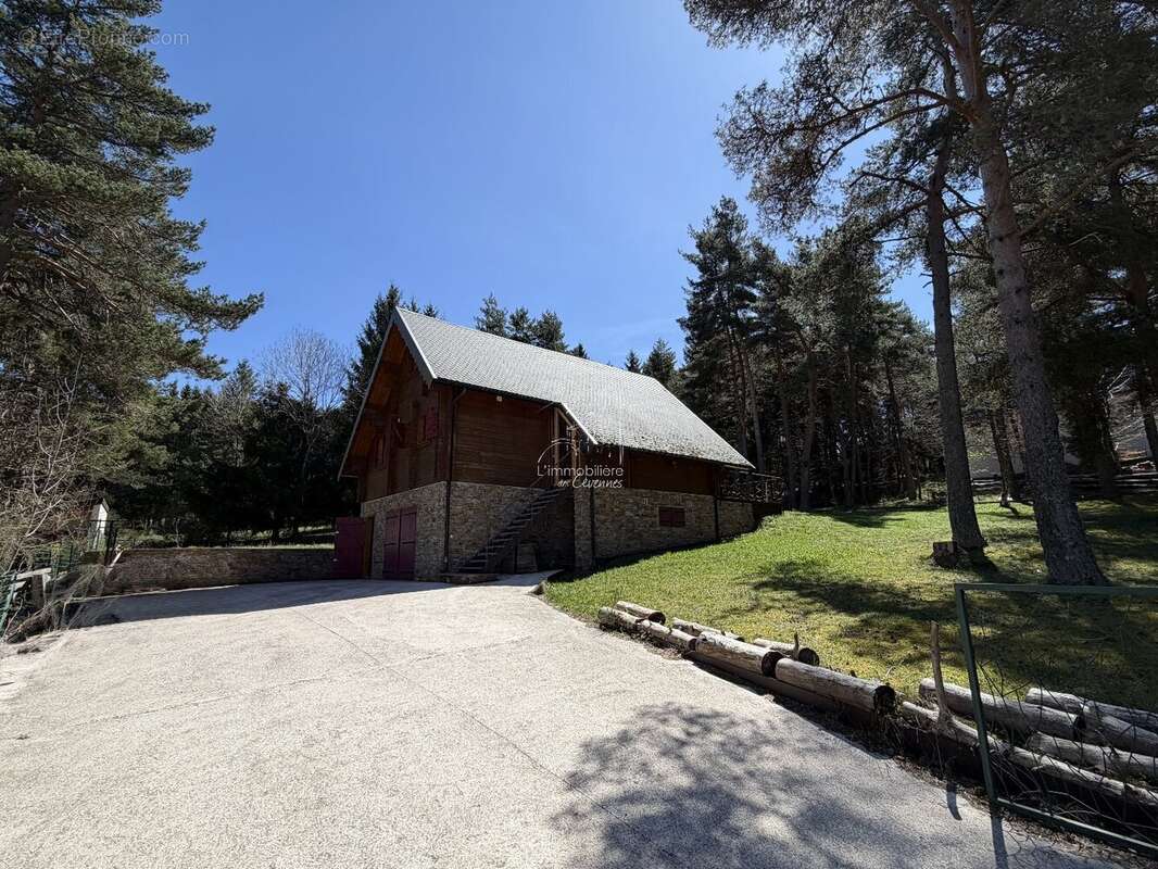 Maison à DOURBIES