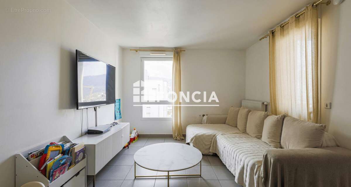 Appartement à ECHIROLLES