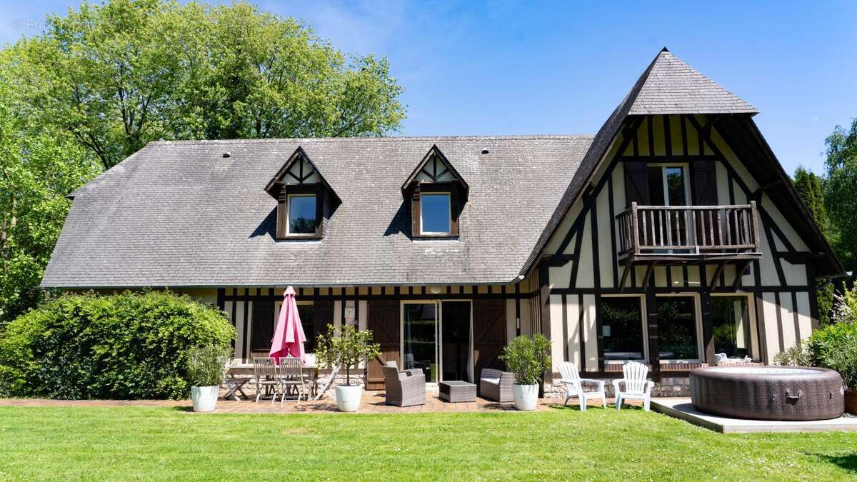 Maison à OHERVILLE