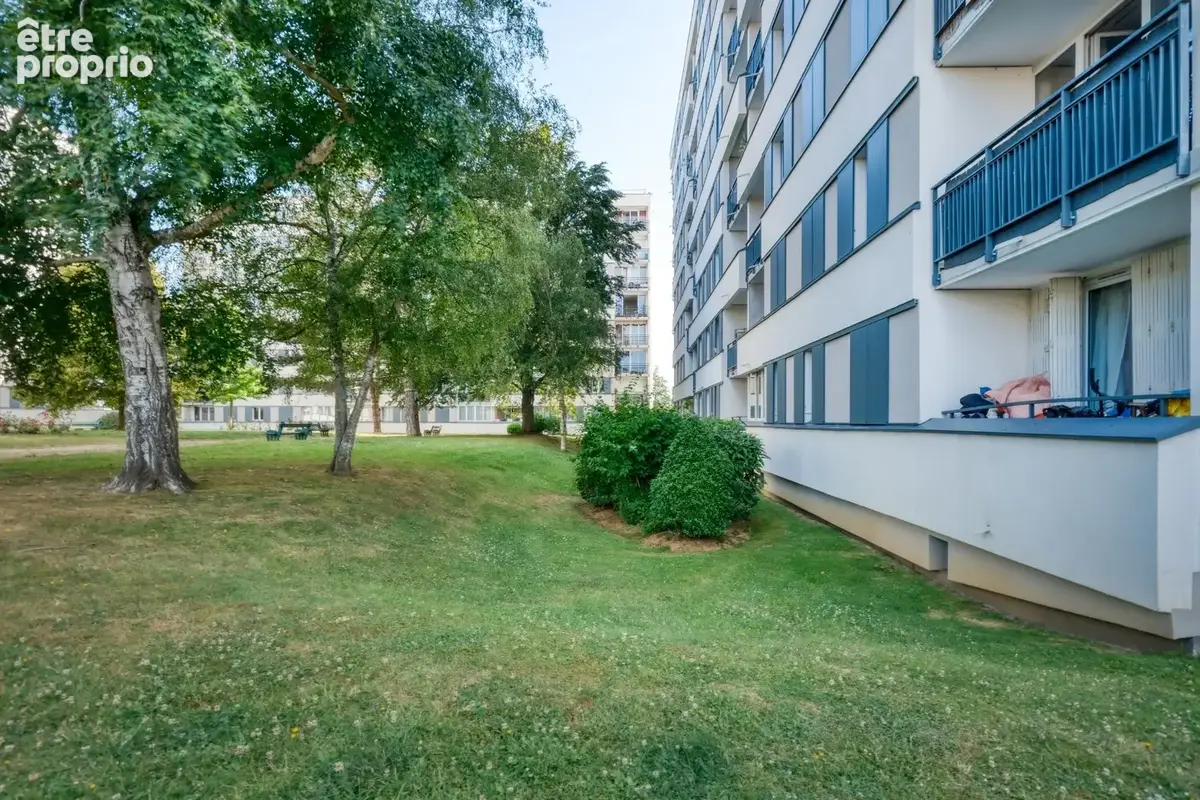 Appartement à vendre 3 pièces LES CLAYES SOUS BOIS (78) - photo 10