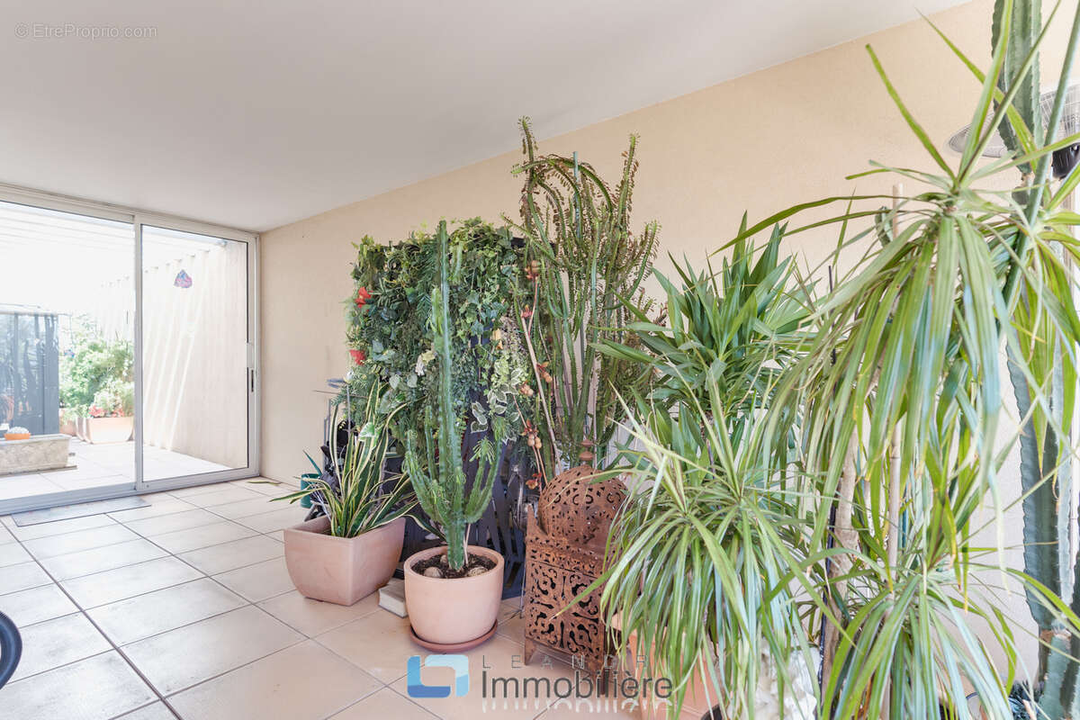 Appartement à MARSEILLE-10E