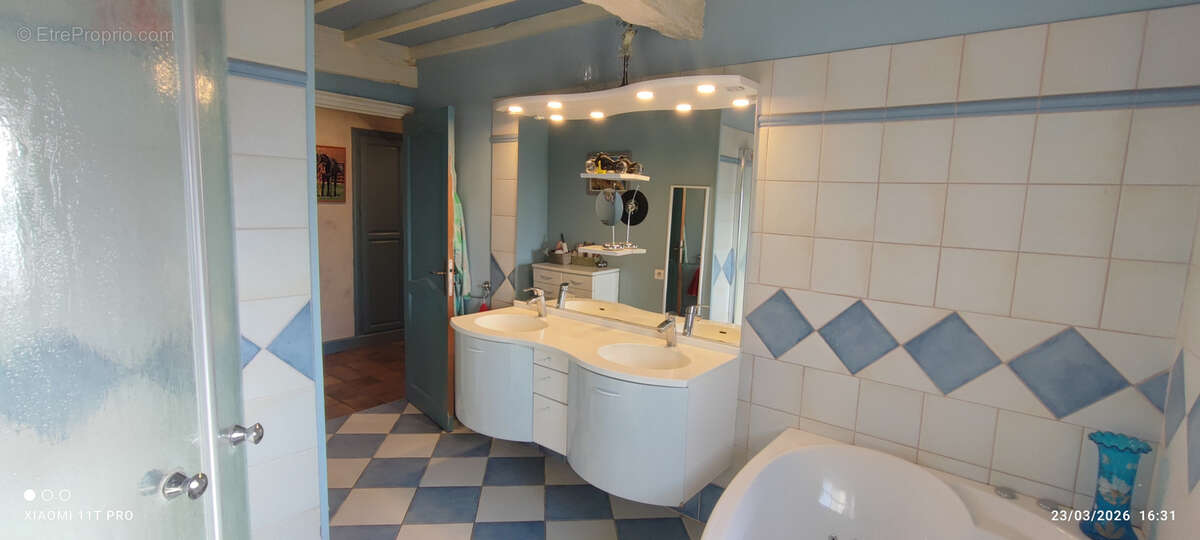 Maison à SAINT-JEAN-SUR-VEYLE