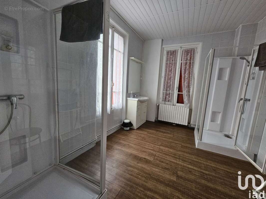 Photo 6 - Commerce à BRAY-SUR-SEINE