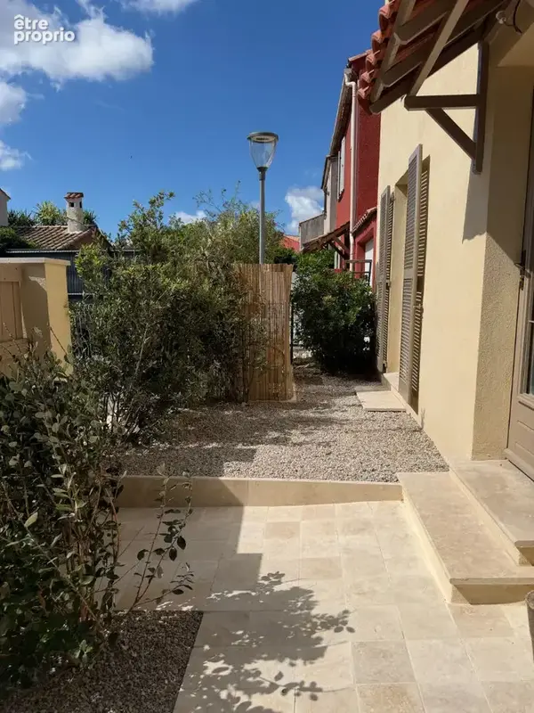 CARROS : Maison 4 pièces avec Garage - photo 11