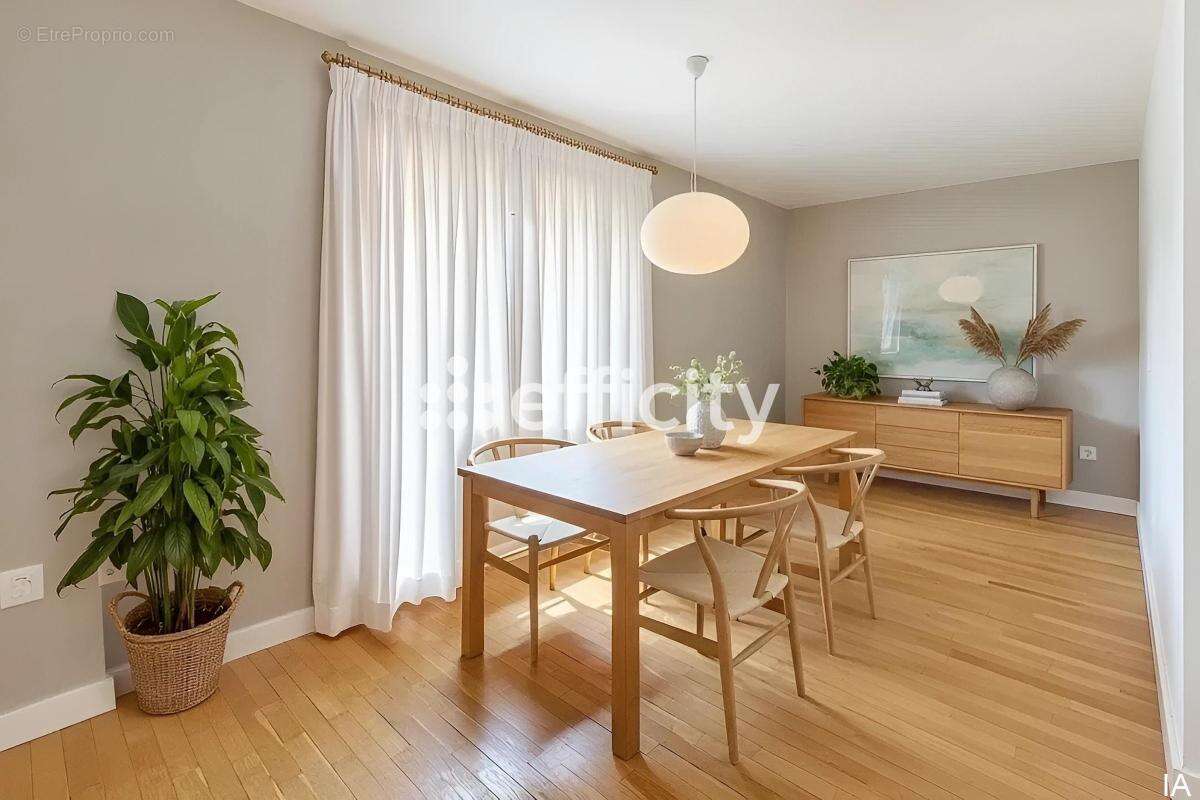 Appartement à MONTROUGE