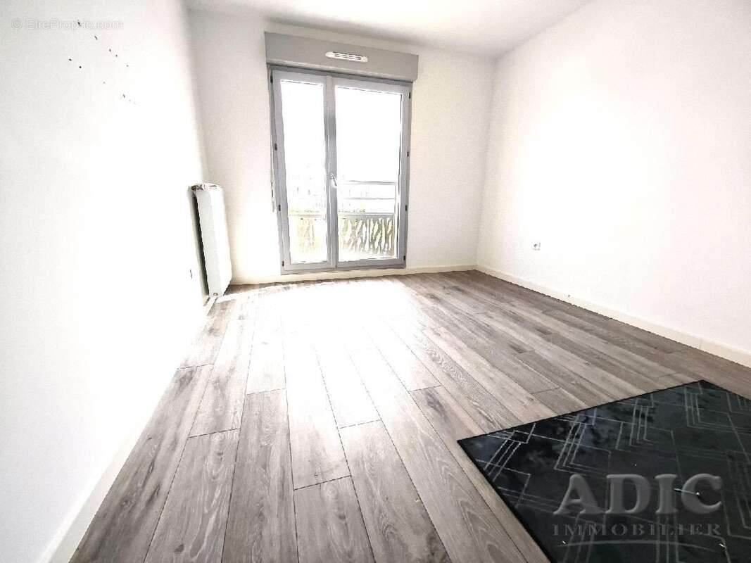 Appartement à VEMARS