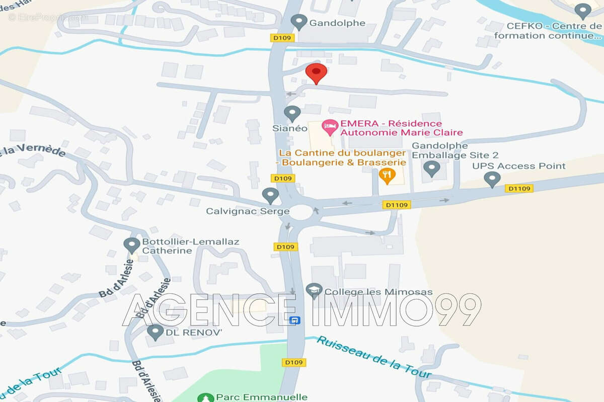 Parking à MANDELIEU-LA-NAPOULE