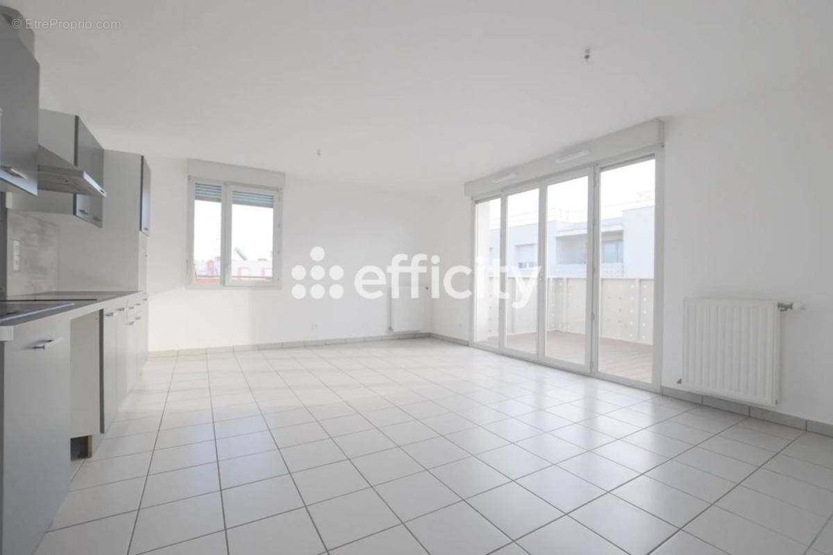 Appartement à FEYZIN