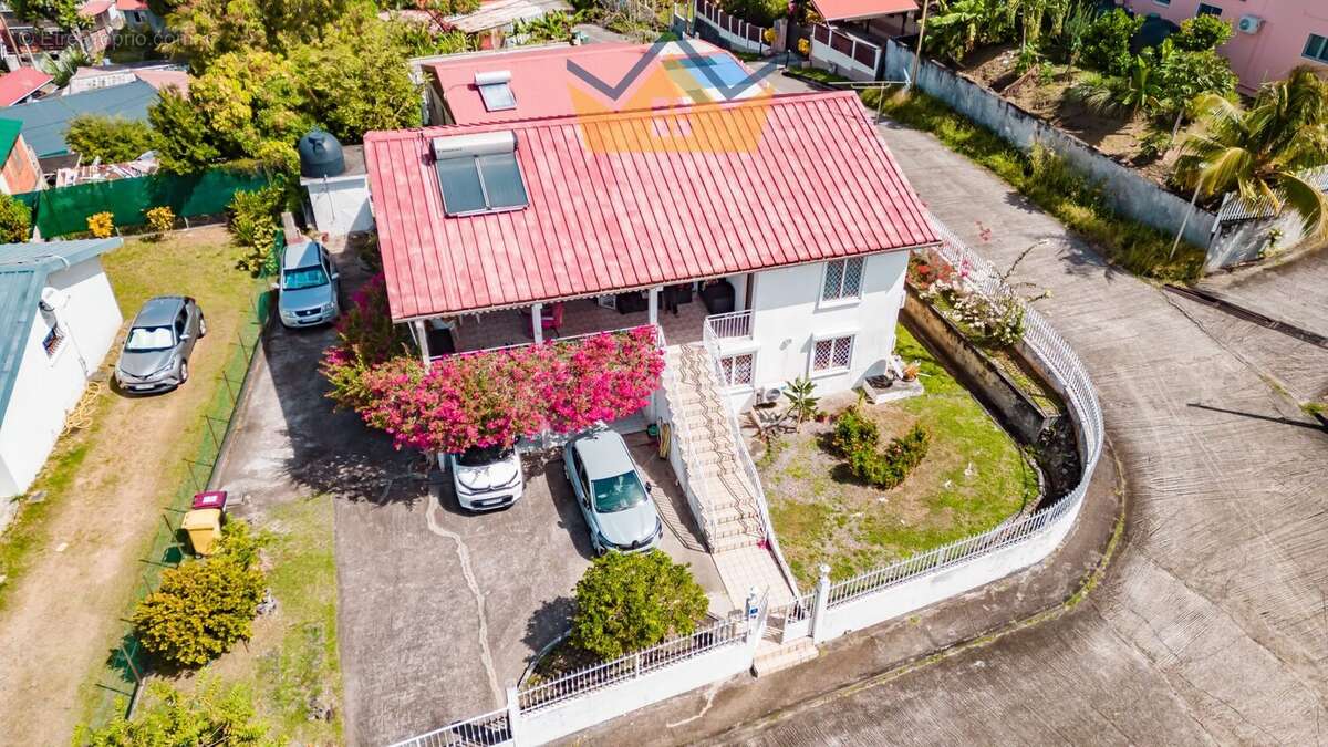 Maison à RIVIERE-SALEE