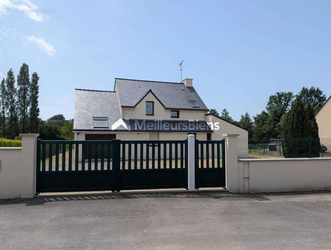 Propriété de 135m² hab - 4 chambres - Vie de plain pied - 1806m² terrain clos - photo 17