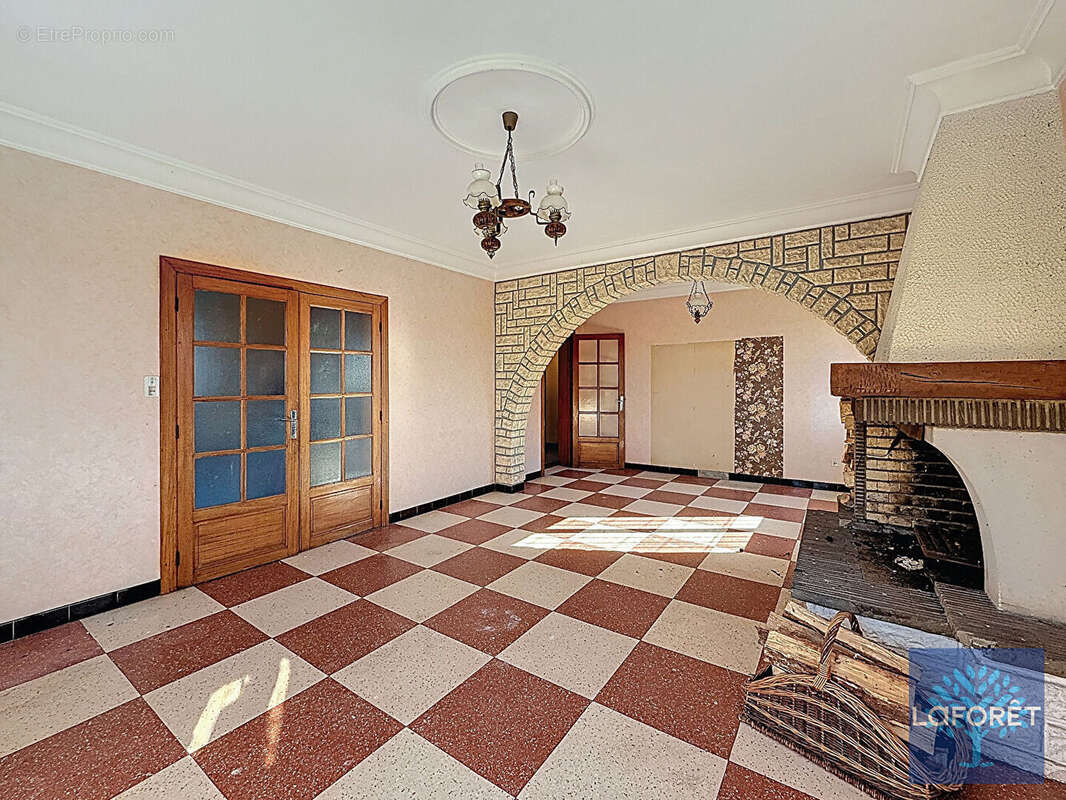 Maison de maître avec terrain constructible Saint-Amand-Les-Eaux - photo 3