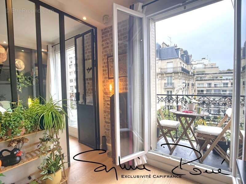 Appartement à PARIS-12E
