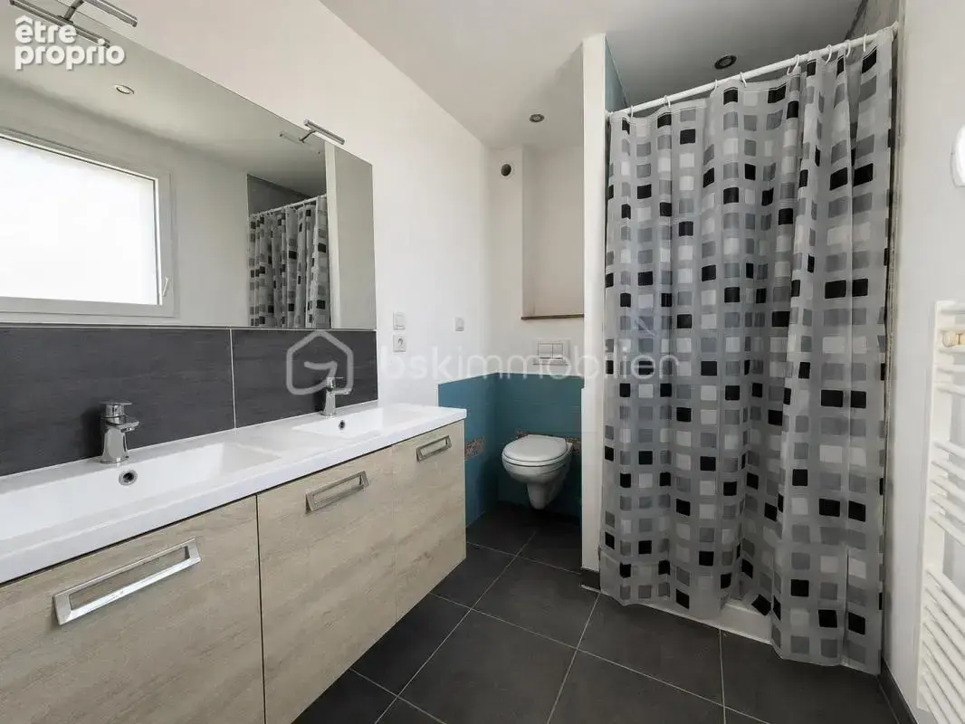 Maison familiale 120 m² – 5 chambres – Rénovation récente – La Bruffière aux portes de Treize-Septiers - photo 12