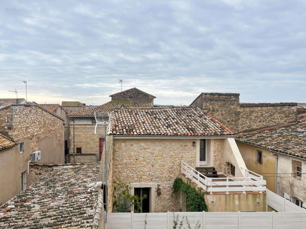 Maison à POMEROLS