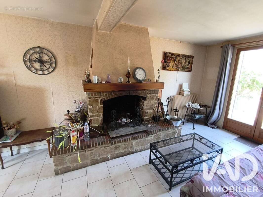 Maison 88 m² à Saint-Aubin-Des-Bois  - photo 6