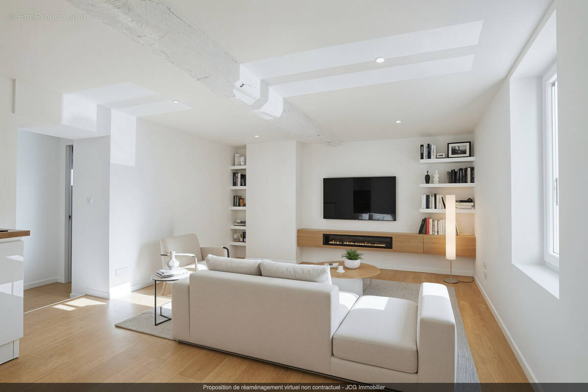 Appartement à CARCES