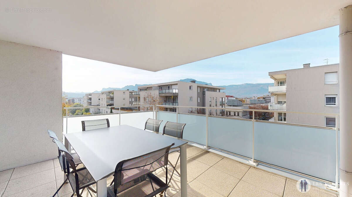 Appartement à SAINT-MARTIN-D&#039;HERES