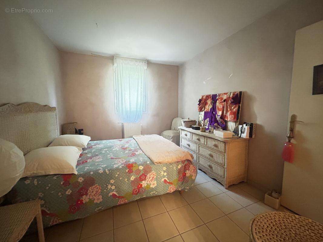 A VENDRE T3 RDJ sans vis à vis Garage - photo 9