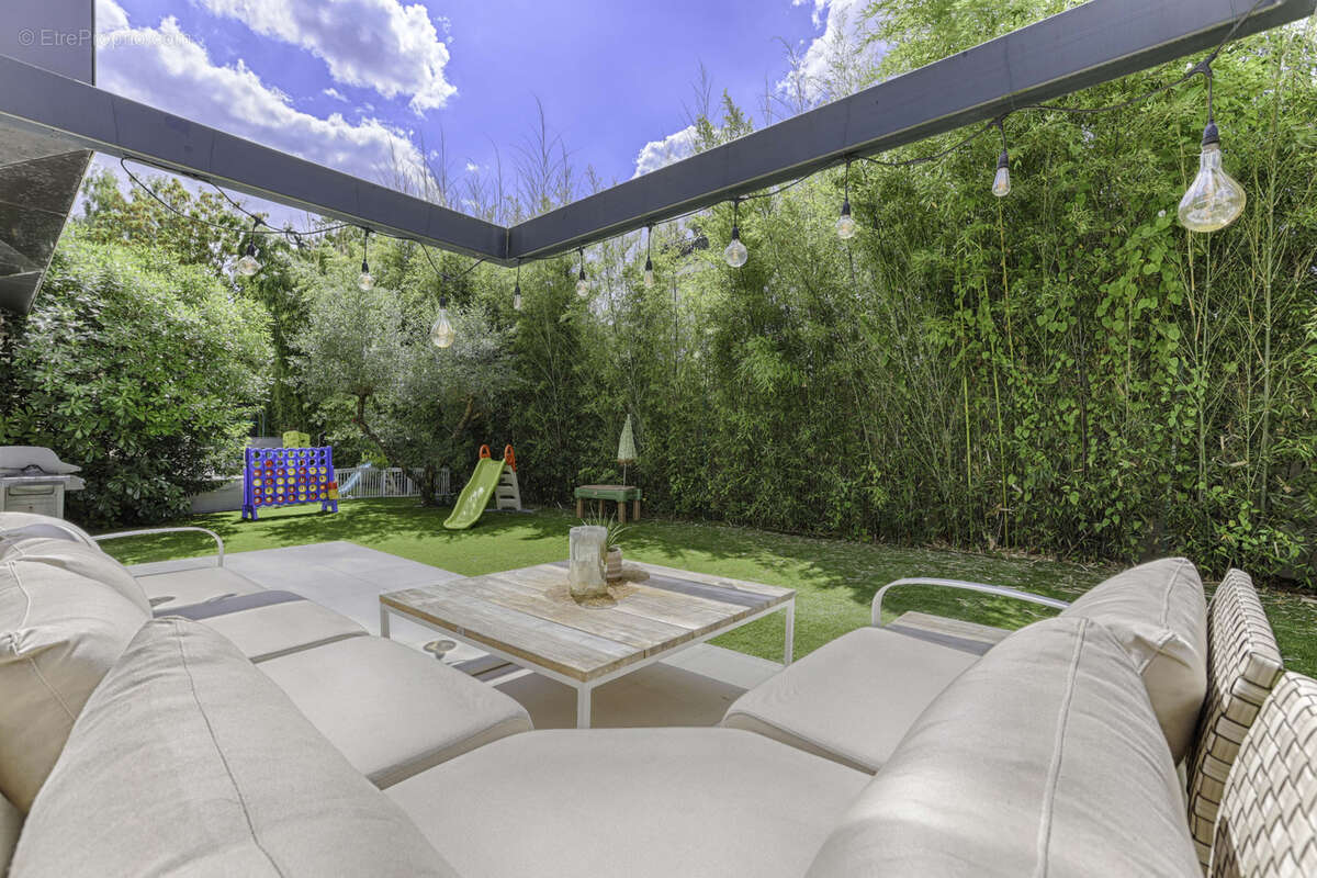 Maison à SAINT-MAUR-DES-FOSSES