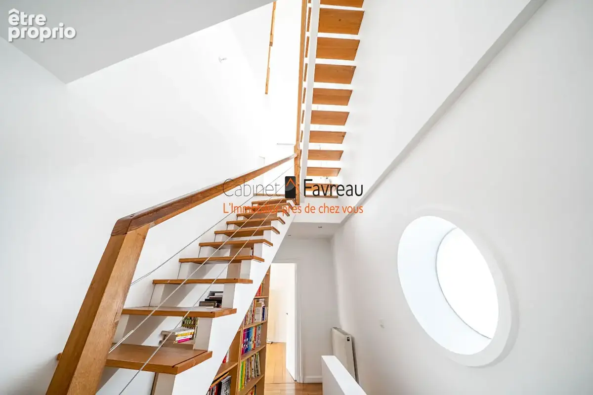 Malakoff - Maison familiale avec terrasse et jardin - 7 pièces 235.34 m2 - photo 4