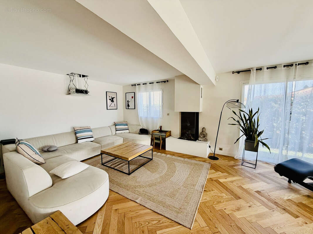 Maison à MERIGNAC