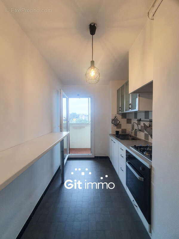 Appartement à MARSEILLE-9E