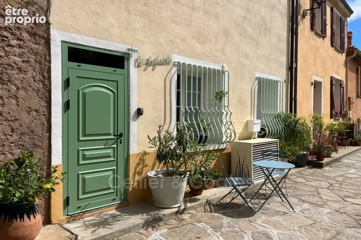 Maison 100 m² à Bormes-Les-Mimosas  - photo 2