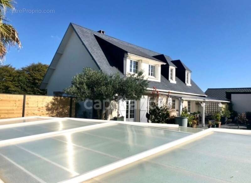 *Octeville-sur-Mer * Maison familiale 170 m², Piscine couverte, 4 chambres, Terrain 2 000 m² - photo 17