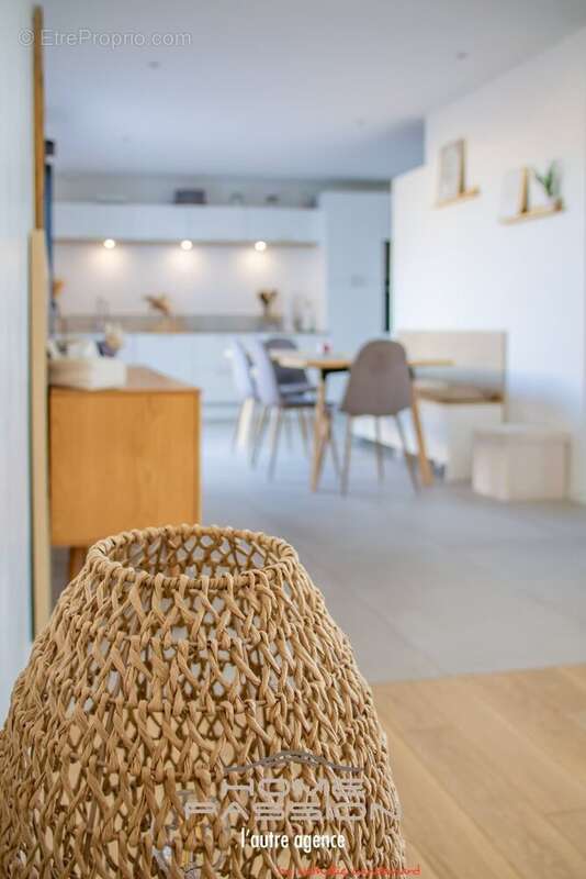 Maison à VAUX-SUR-MER