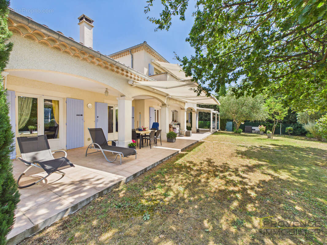 Maison à GRIGNAN