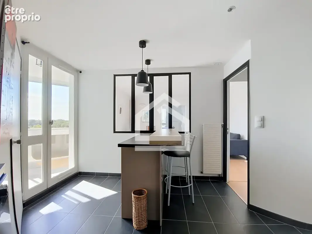 Mérignac Centre-VIlle Appartement familial rénové 91m2 - photo 4