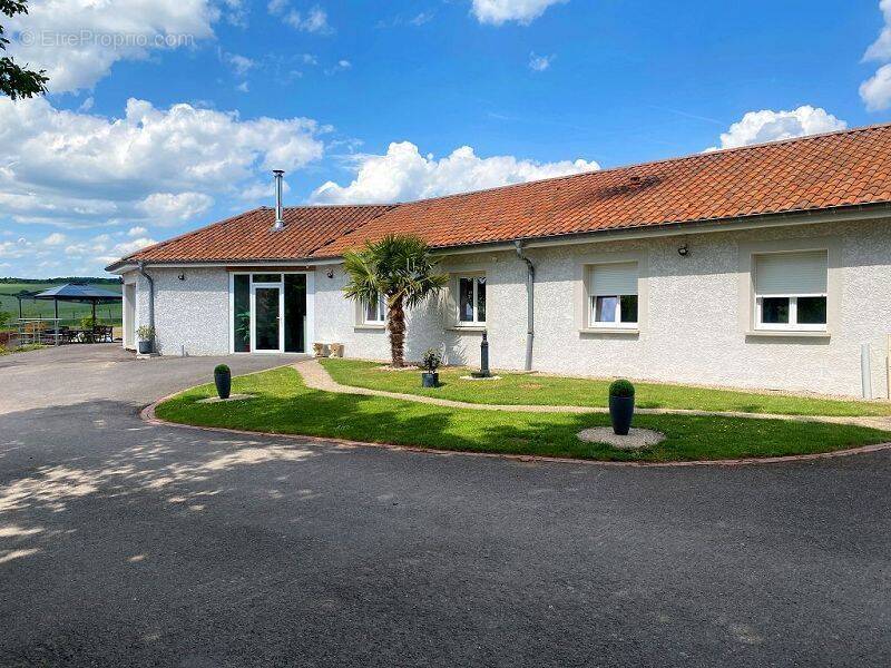 Maison à HAUDAINVILLE