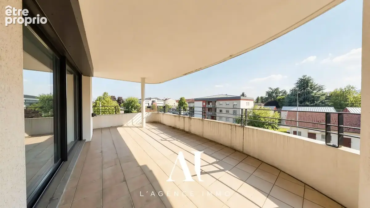 Appartement 5 pièces 155 m² à vendre à Saint-Genis-Pouilly (01630) - photo 6