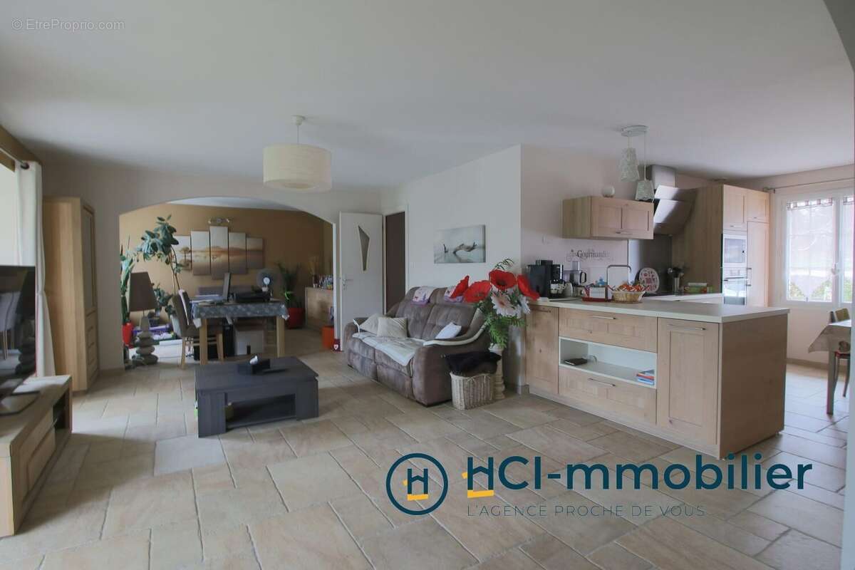 Maison à SAINT-DESERT