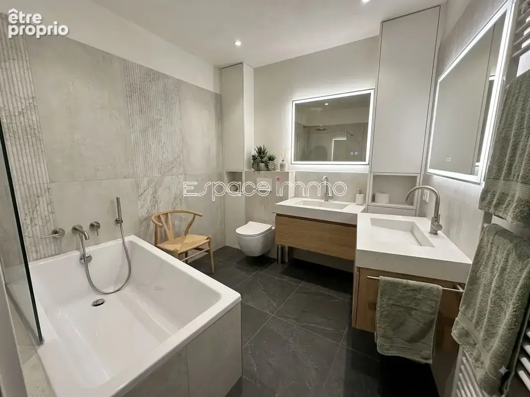 Maison de charme  - 124m² - 4 chambres - Dépendances - 2 Hectares de terrain - GRIGNEUSEVILLE - photo 11