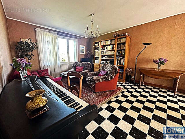 Maison à VILLATE