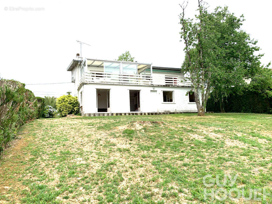 Maison Arthez De Bearn 7 pièces 160 m2 ( 2 logements dissociés) - photo 2
