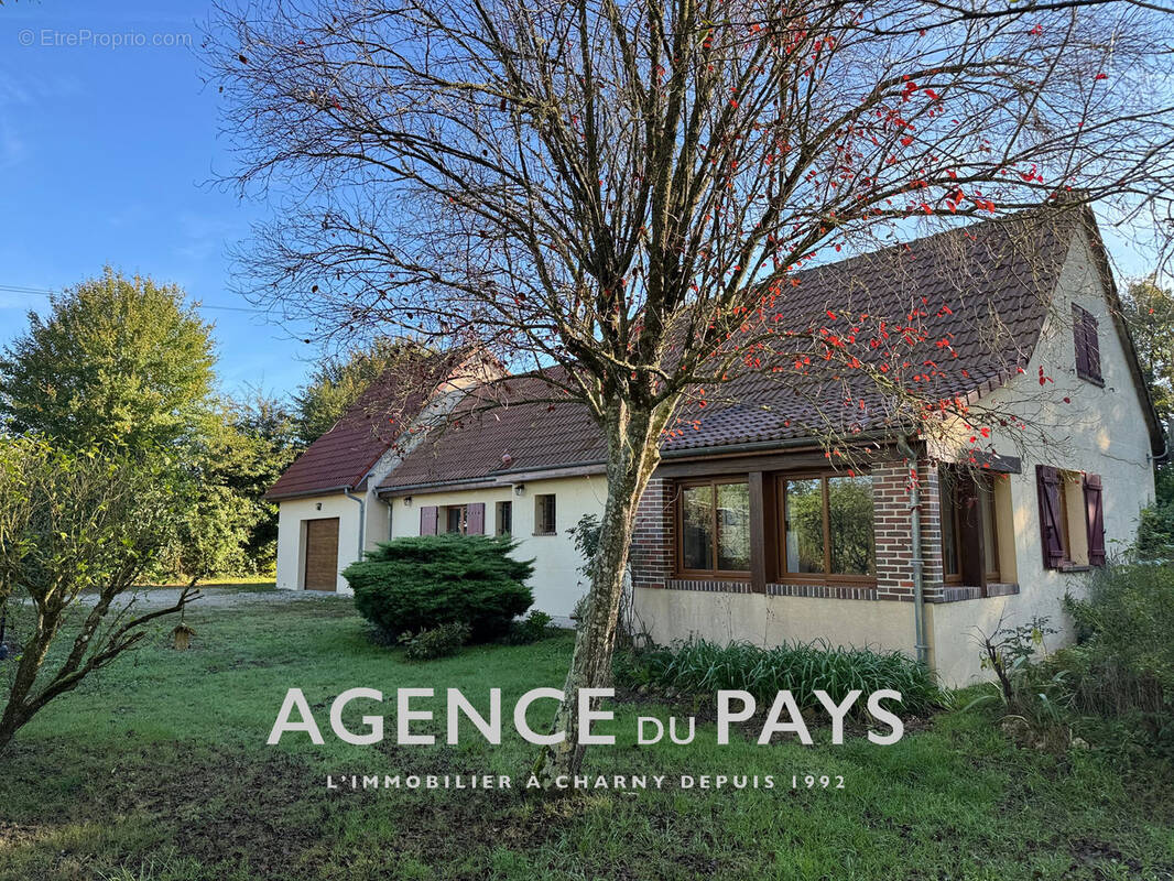 Maison à SAINT-PRIVE