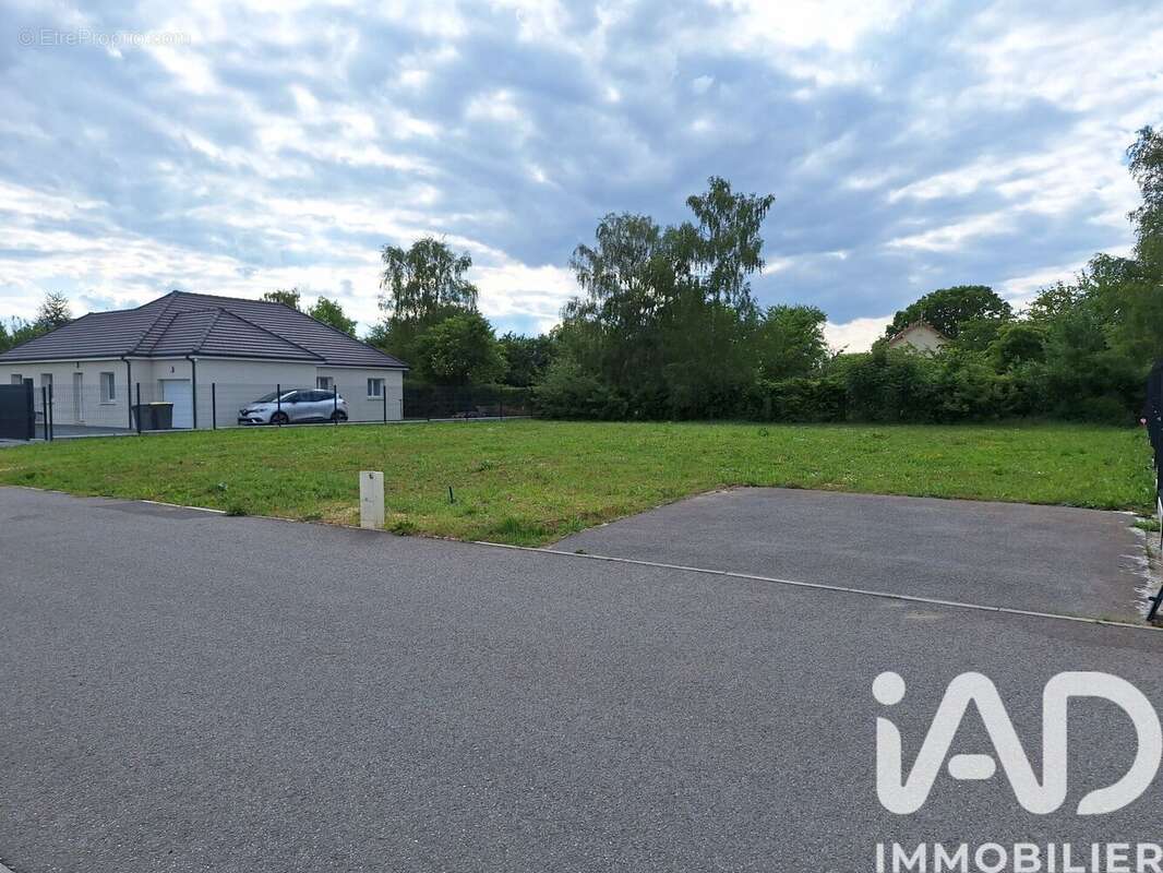 Terrain 625 m² à Aigleville  - photo 3