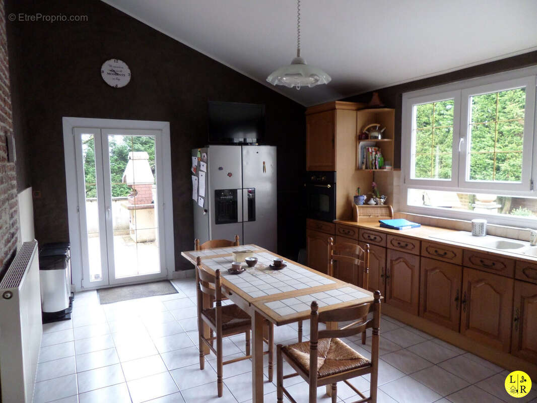 Maison 190 m² à Vimy  - photo 3