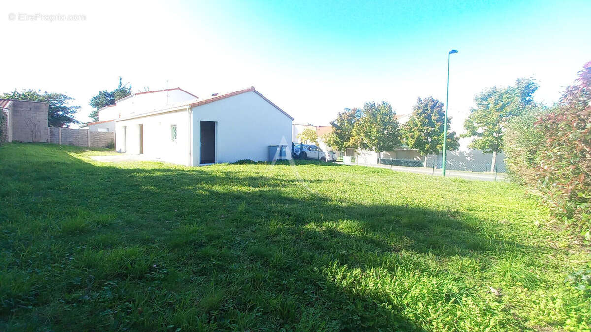 Maison à BOUGUENAIS