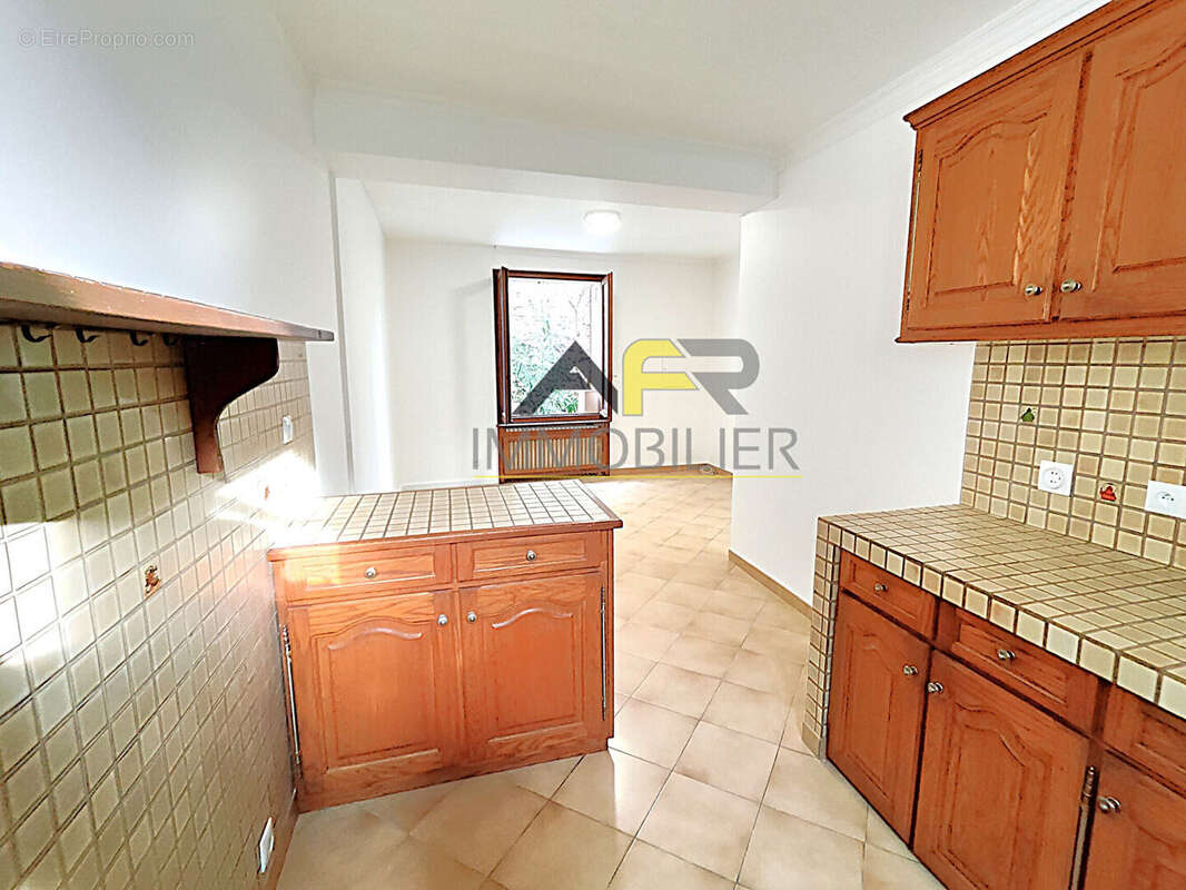 Appartement à CARRIERES-SUR-SEINE