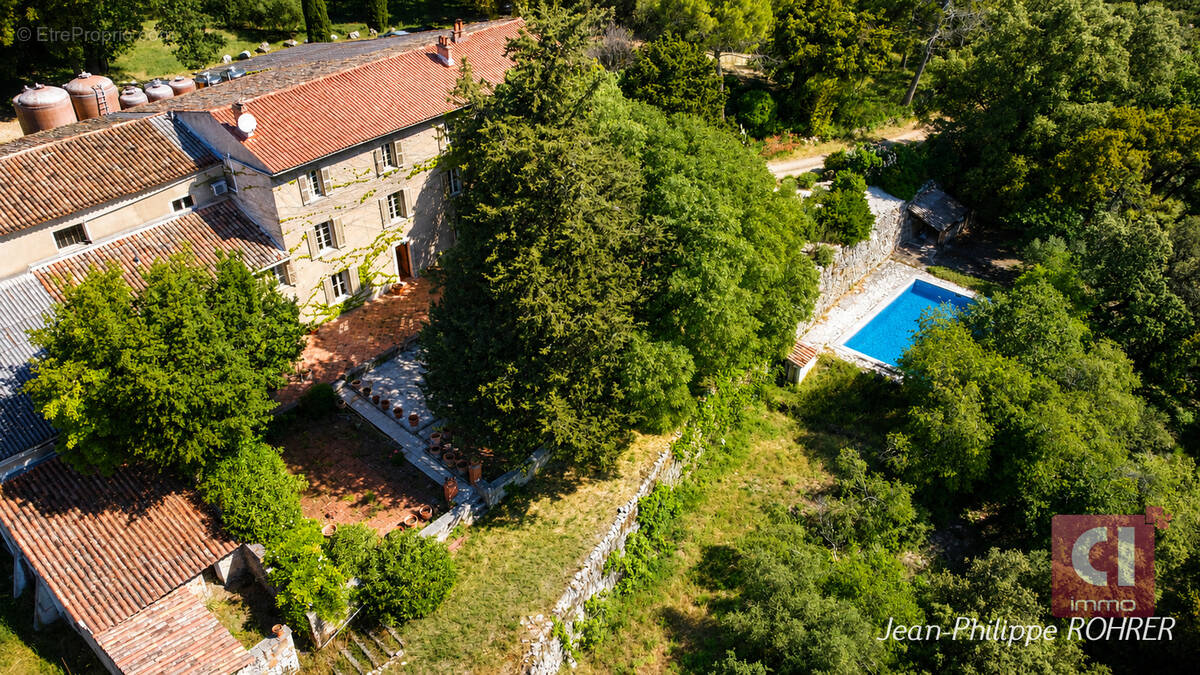 Maison à BESSE-SUR-ISSOLE