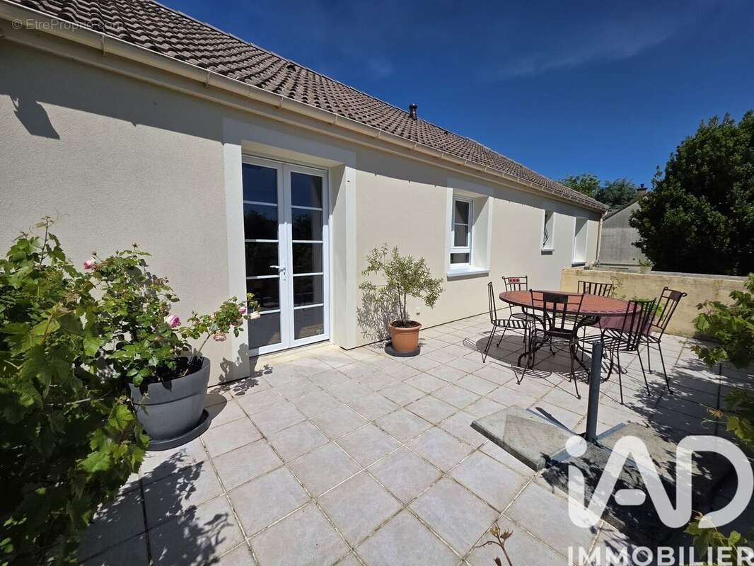 Photo 2 - Maison à MAGNY