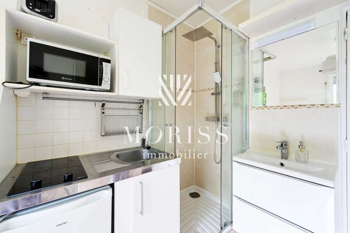 Appartement à NEUILLY-SUR-SEINE