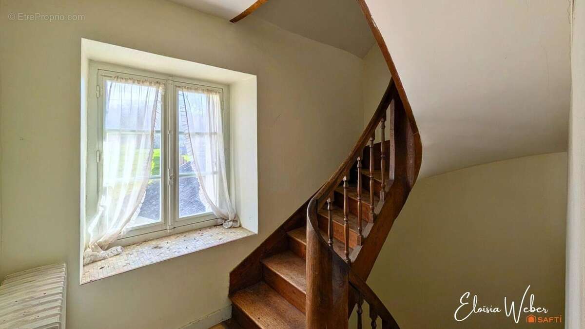 Photo 3 - Maison à JARZE